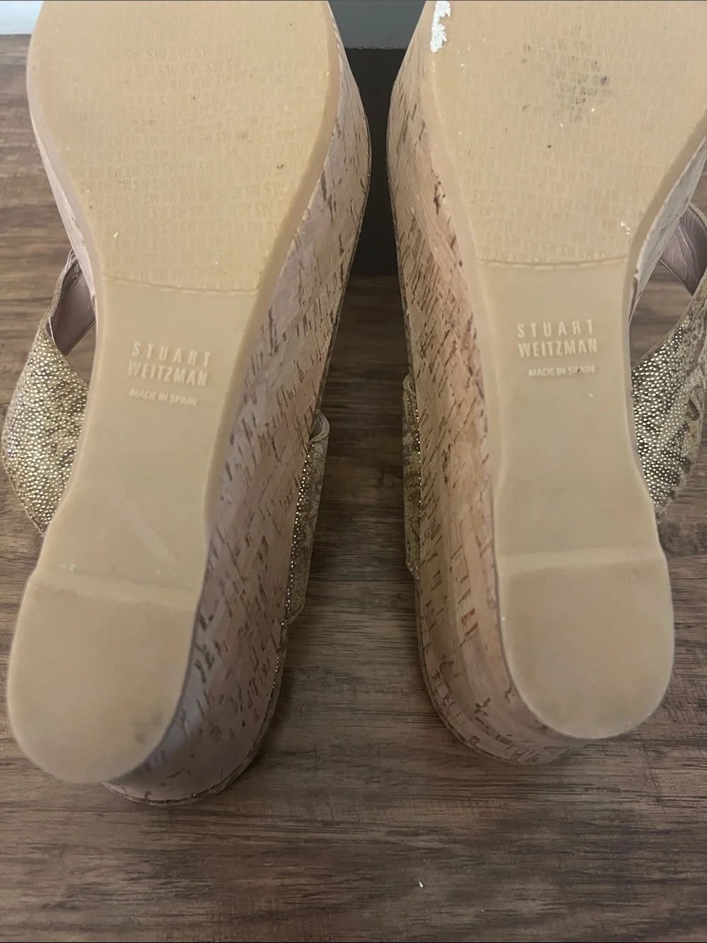 Stuart Weitzman Gold Cork Wedge Thong Sandals - Picture 10 of 10